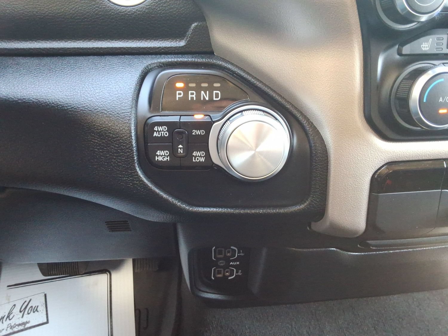 Used 2022 RAM 1500 Laramie AWD/4WD image 18