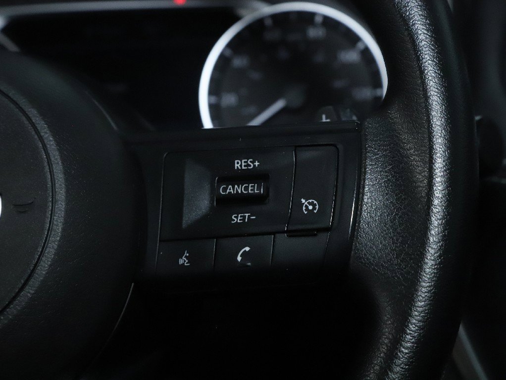 Used 2024 Nissan Rogue S image 23