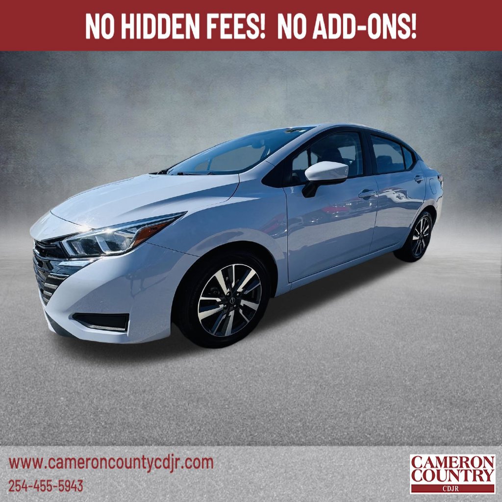 Used 2024 Nissan Versa SV FWD image 3