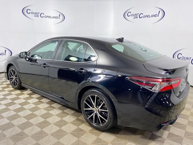 Certified 2024 Toyota Camry SE FWD image 4