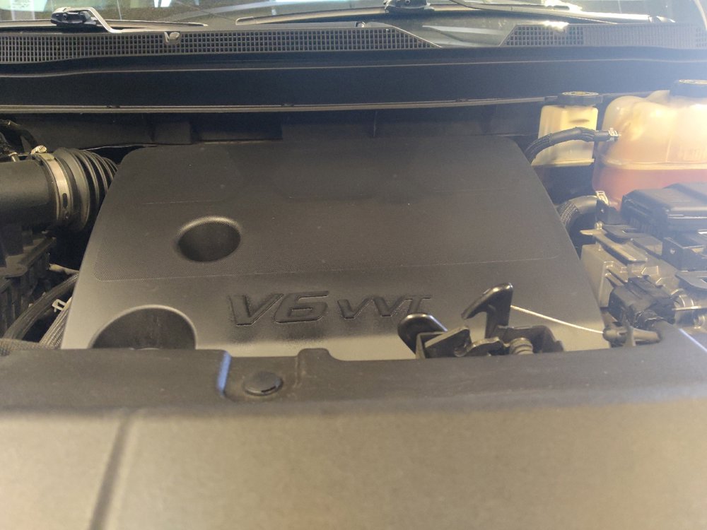 Used 2020 Chevrolet Traverse LT FWD image 30