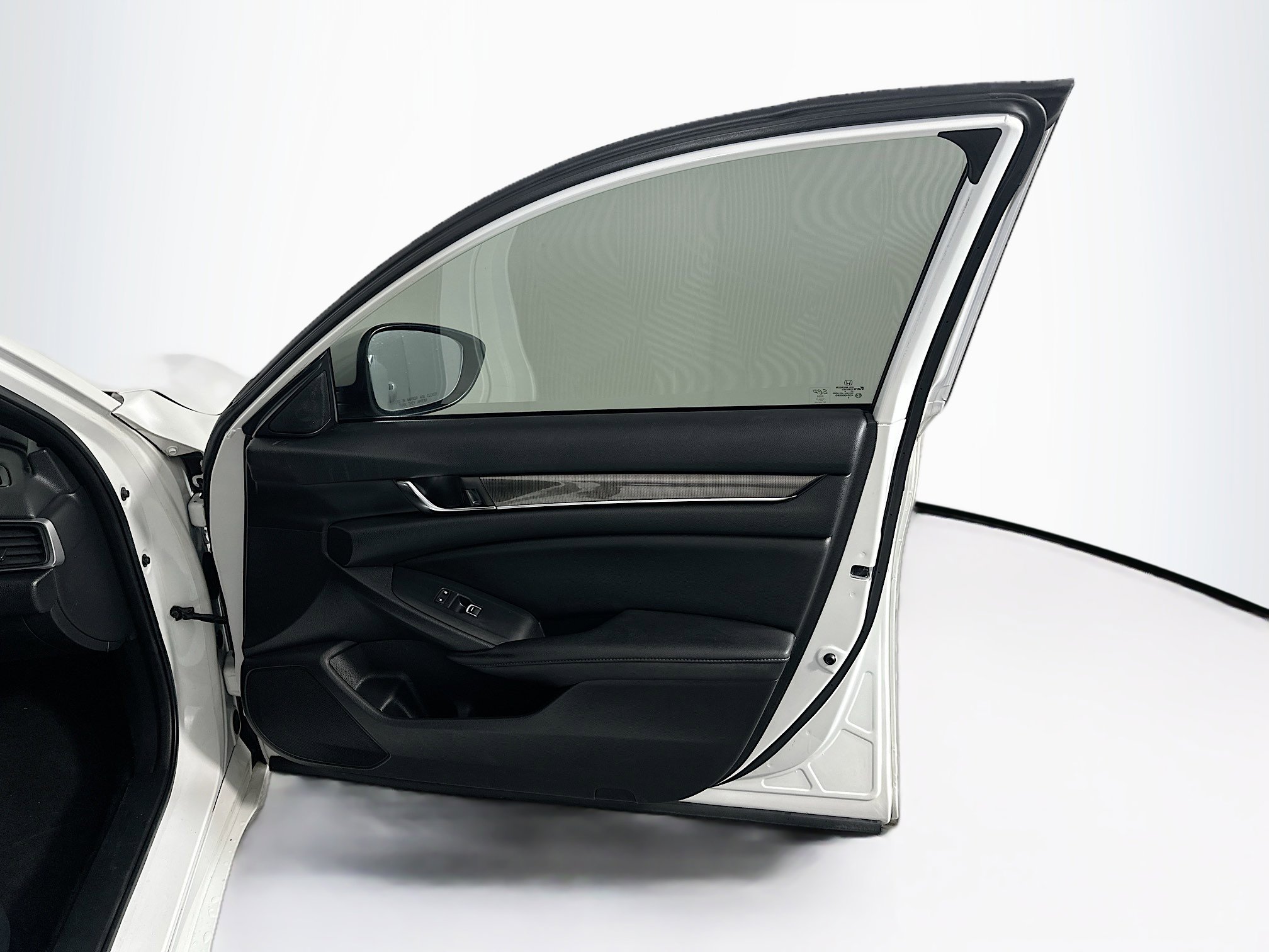 Used 2019 Honda Accord Sport image 31