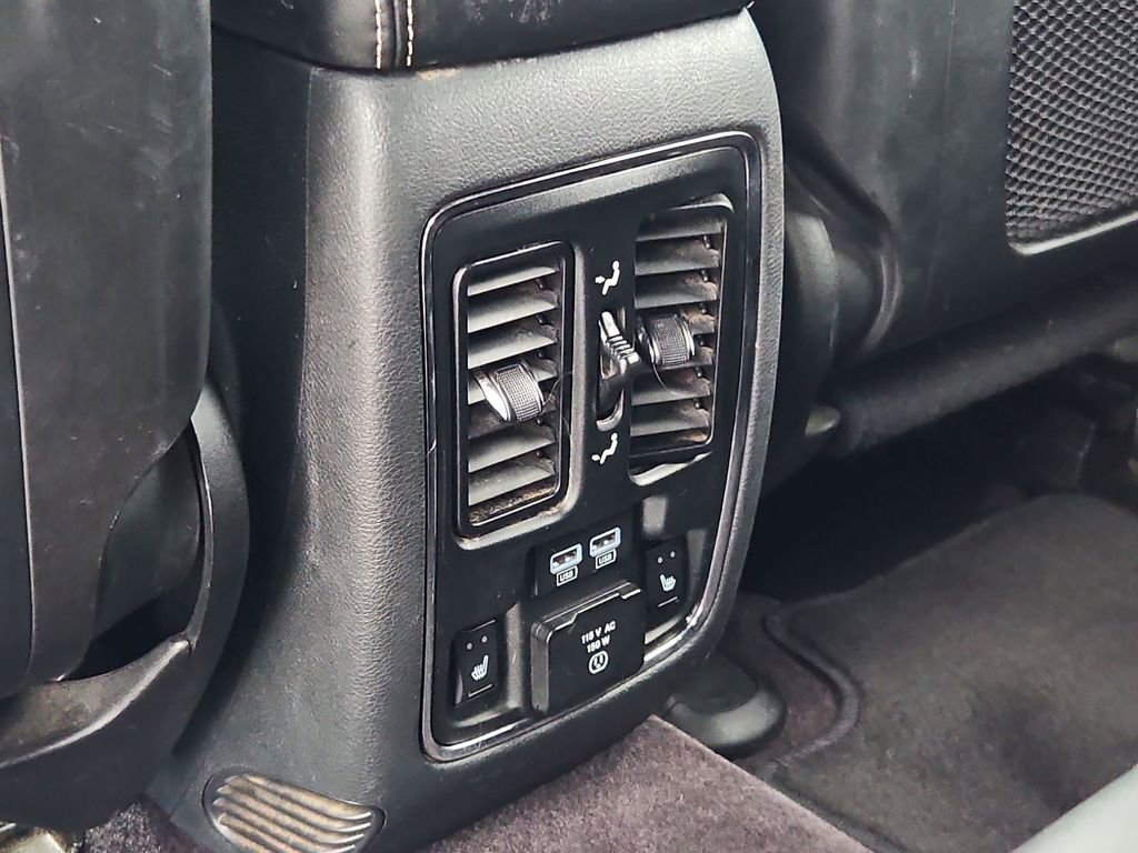 Used 2015 Jeep Grand Cherokee Limited w/ Trailer Tow Group IV image 30