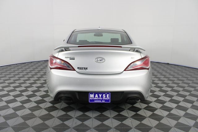 Used 2013 Hyundai Genesis 3.8 image 22