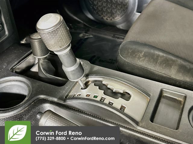 Used 2010 Toyota FJ Cruiser 4WD image 15