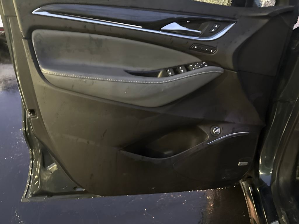 Used 2020 Buick Enclave Premium w/ Sun and Sites Package image 12