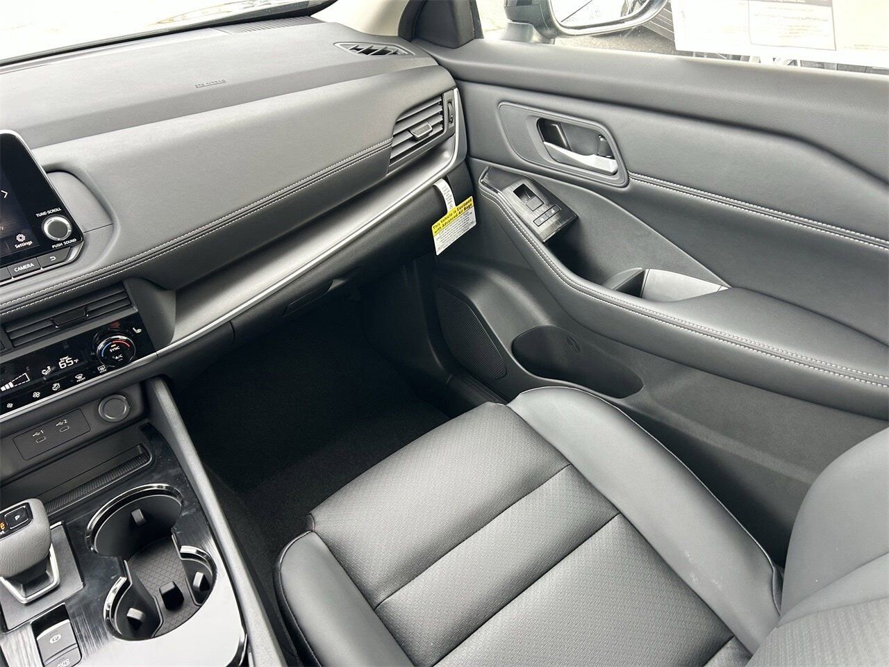 New 2026 Nissan Rogue SV FWD image 19