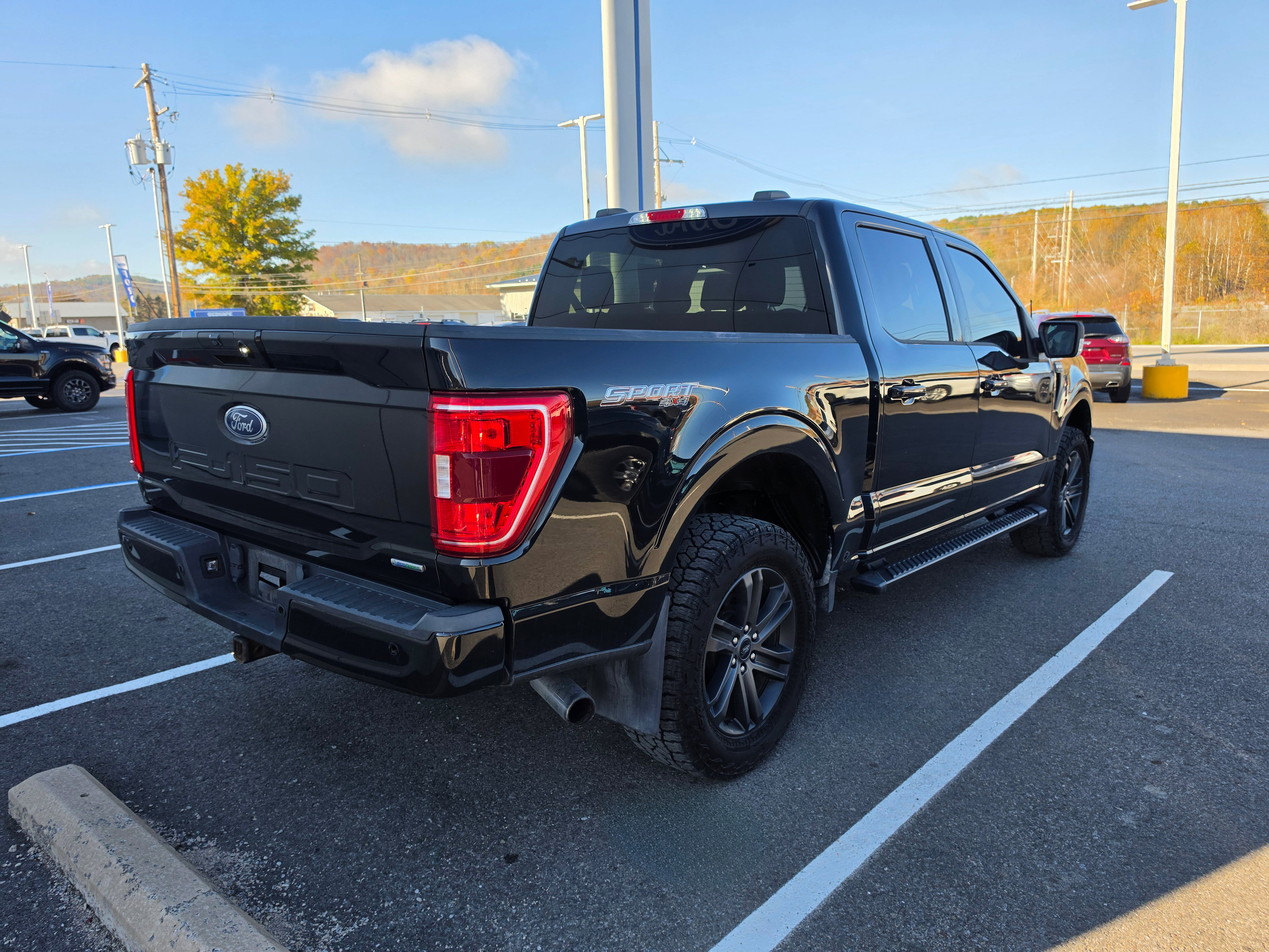 Used 2021 Ford F150 XLT w/ Equipment Group 302A High AWD/4WD image 3