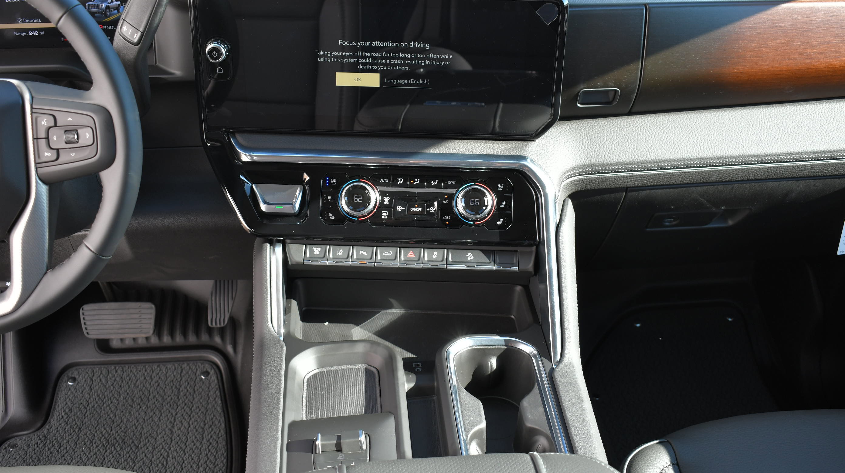 New 2026 GMC Sierra 2500 Denali w/ Denali Reserve Package image 25