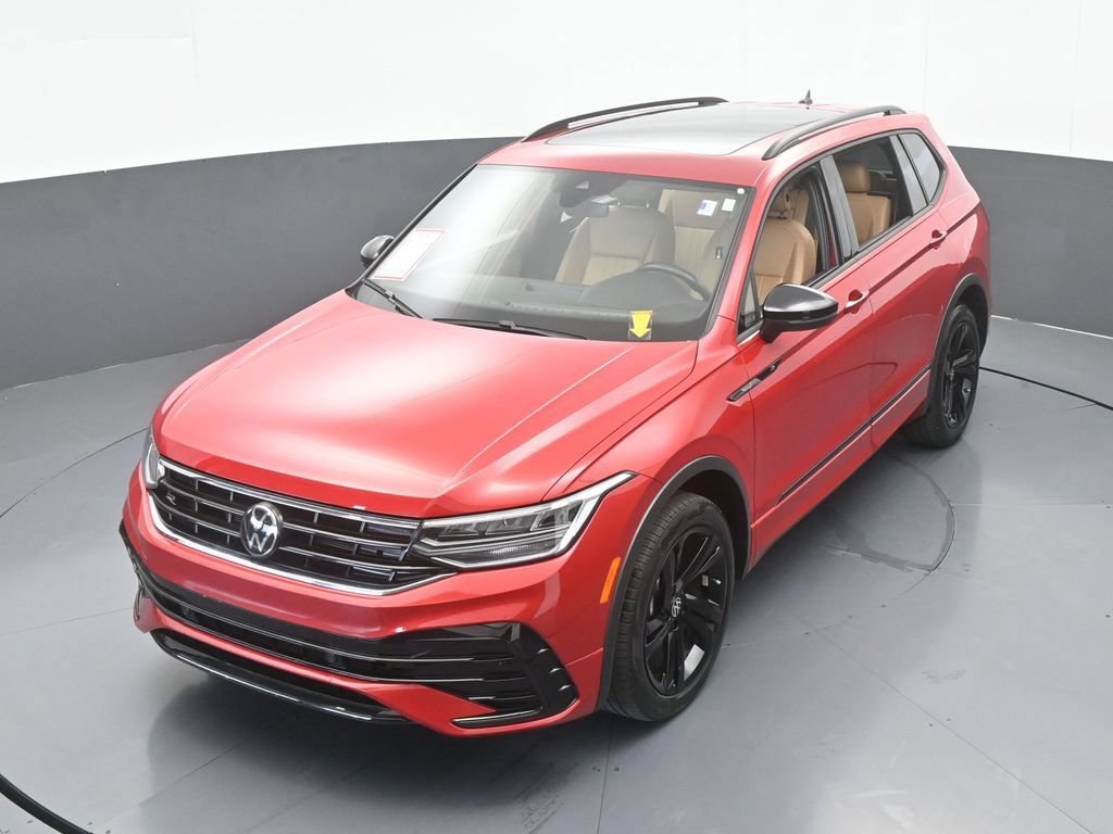 Used 2024 Volkswagen Tiguan SE R-Line FWD image 51
