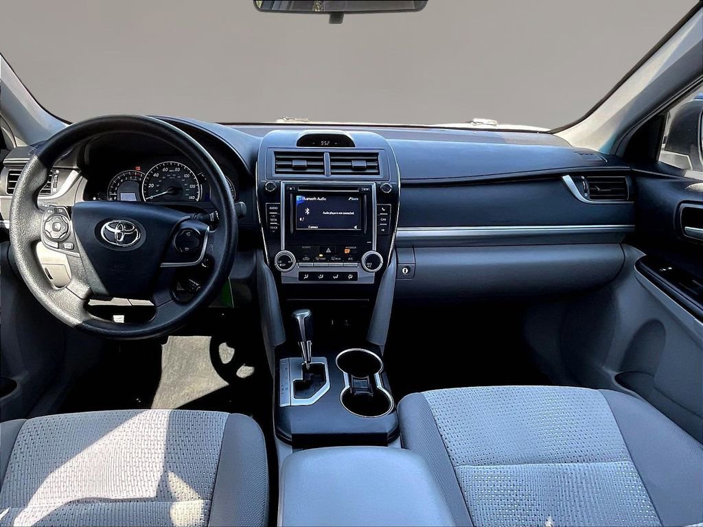 Used 2013 Toyota Camry LE FWD image 7