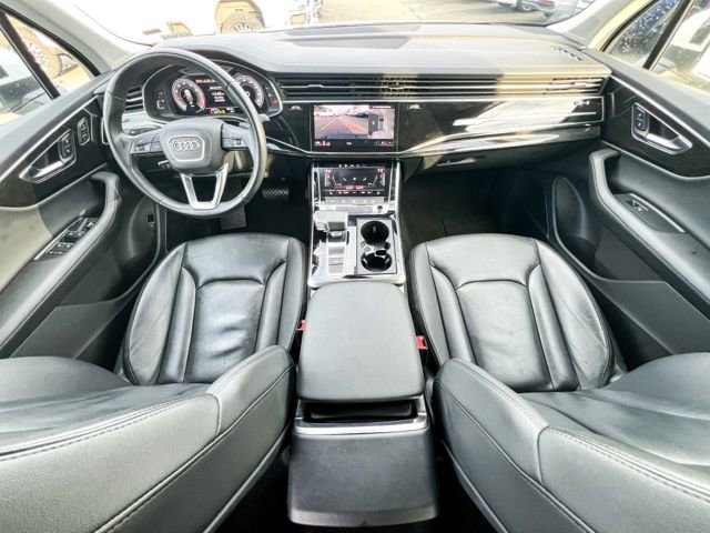 Used 2024 Audi Q7 2.0T Premium Plus image 12