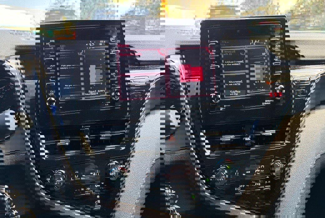 Used 2024 Toyota Camry SE image 12