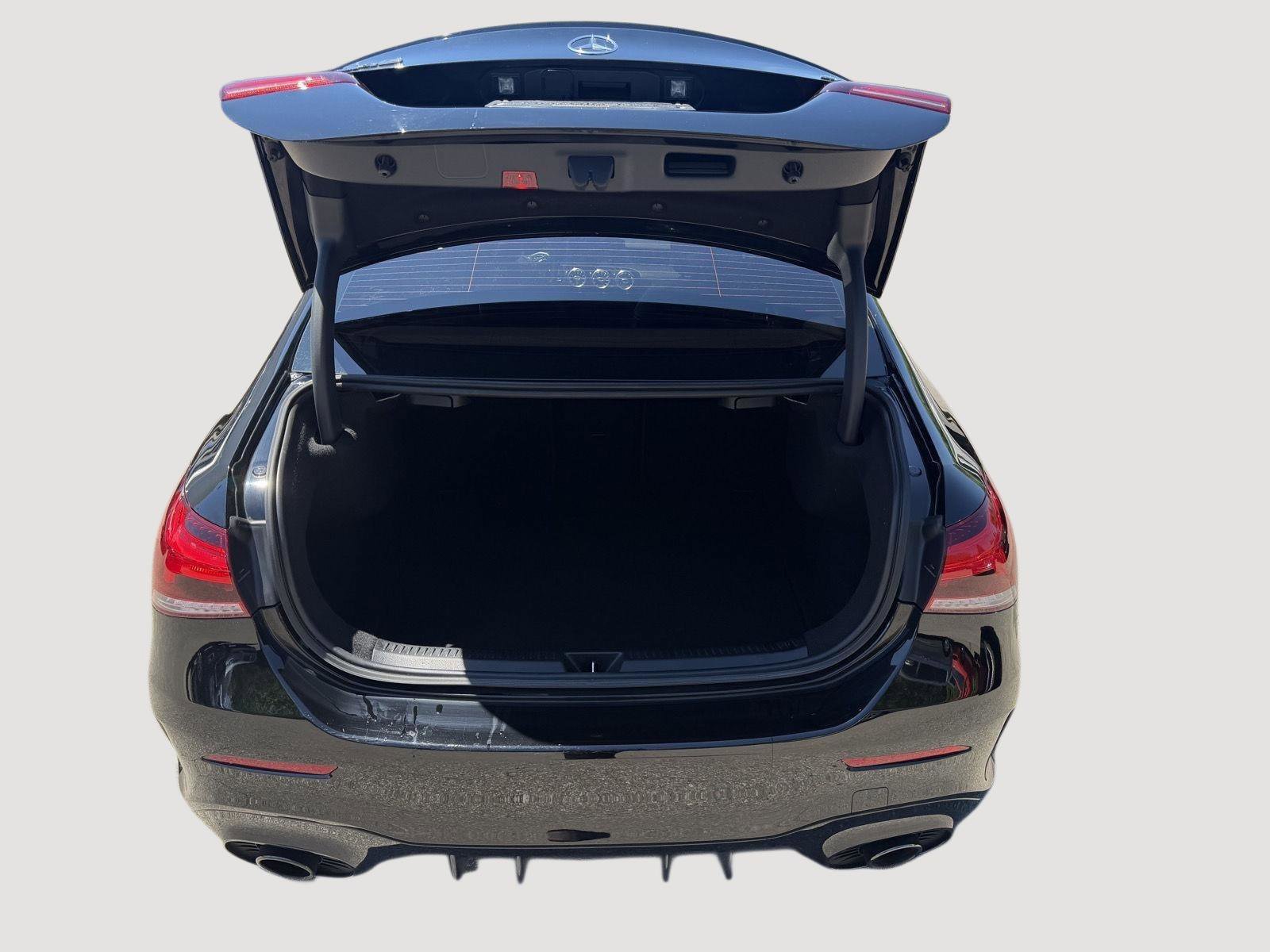 Used 2021 Mercedes-Benz A 35 AMG 4MATIC image 7