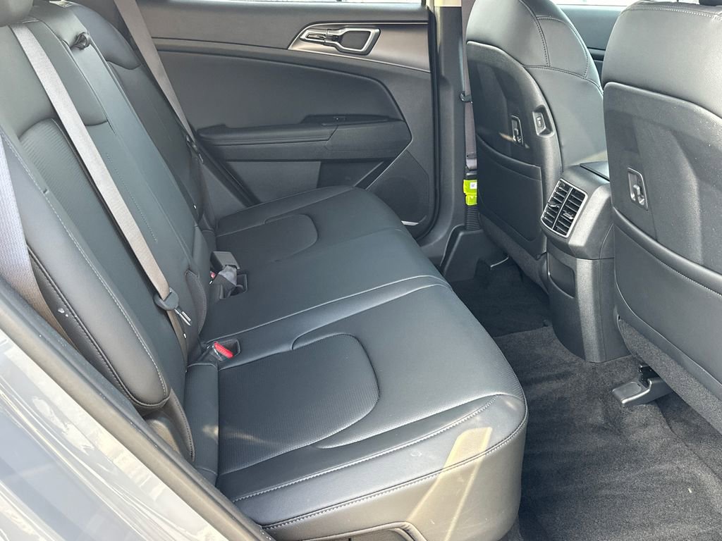 Certified 2026 Kia Sportage EX image 17