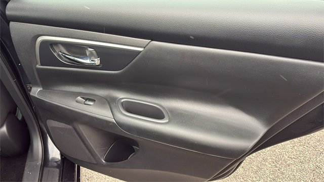 Used 2015 Nissan Altima 2.5 S w/ Special Edition Package image 26