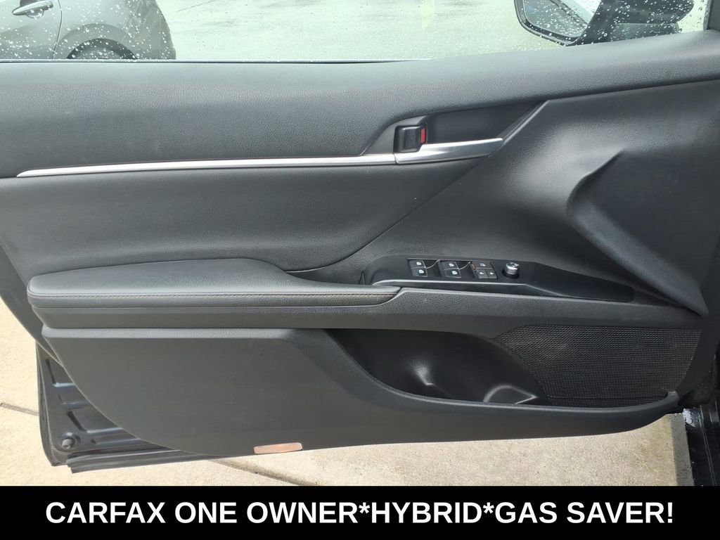 Used 2020 Toyota Camry XLE FWD image 12
