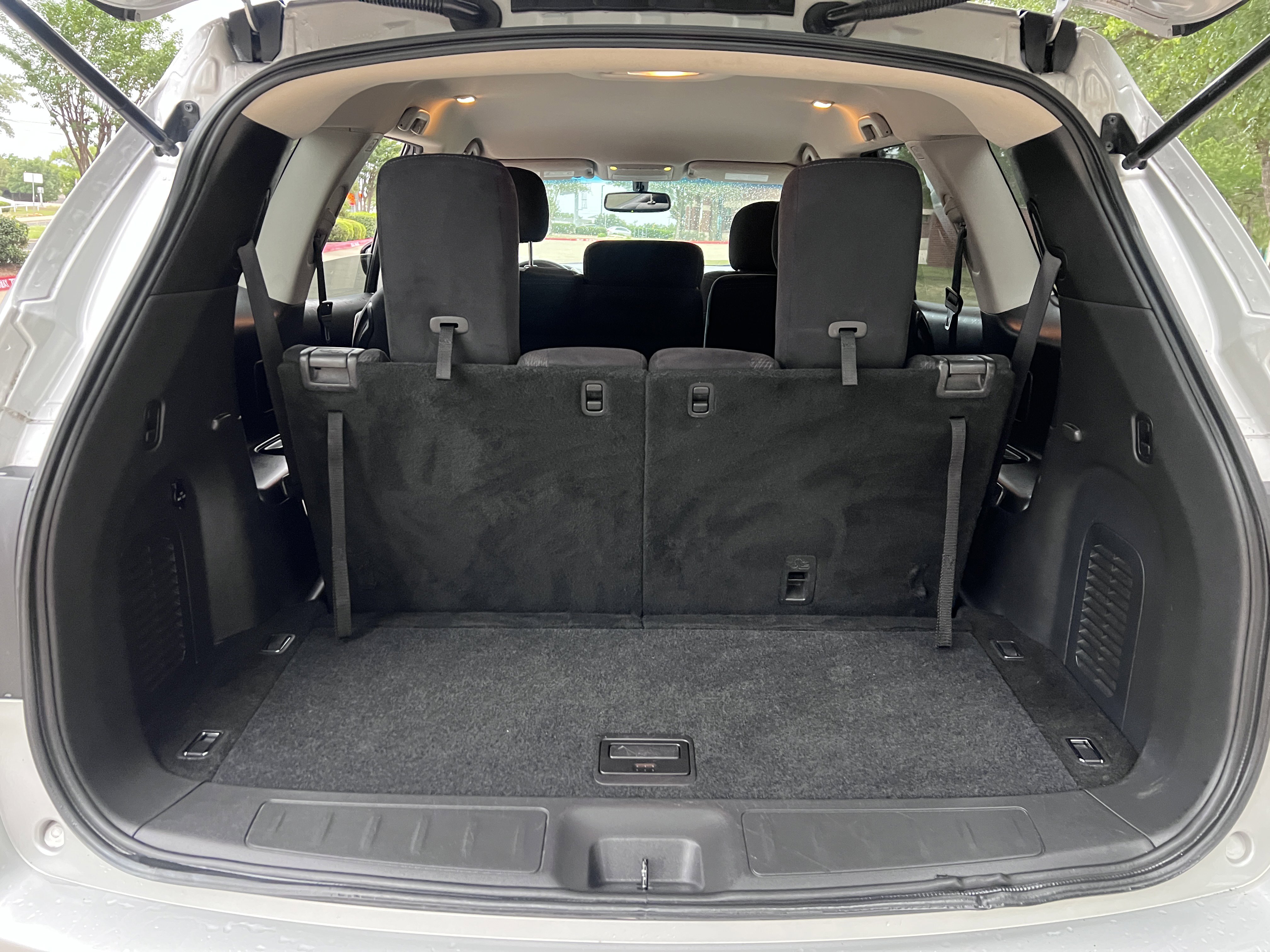 Used 2015 Nissan Pathfinder SV image 22