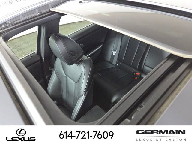 Used 2022 BMW 330i xDrive Sedan w/ Driving Assistance Package image 34