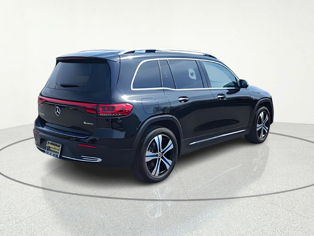 Used 2023 Mercedes-Benz EQB 300 4MATIC w/ Driver Assistance Package image 8