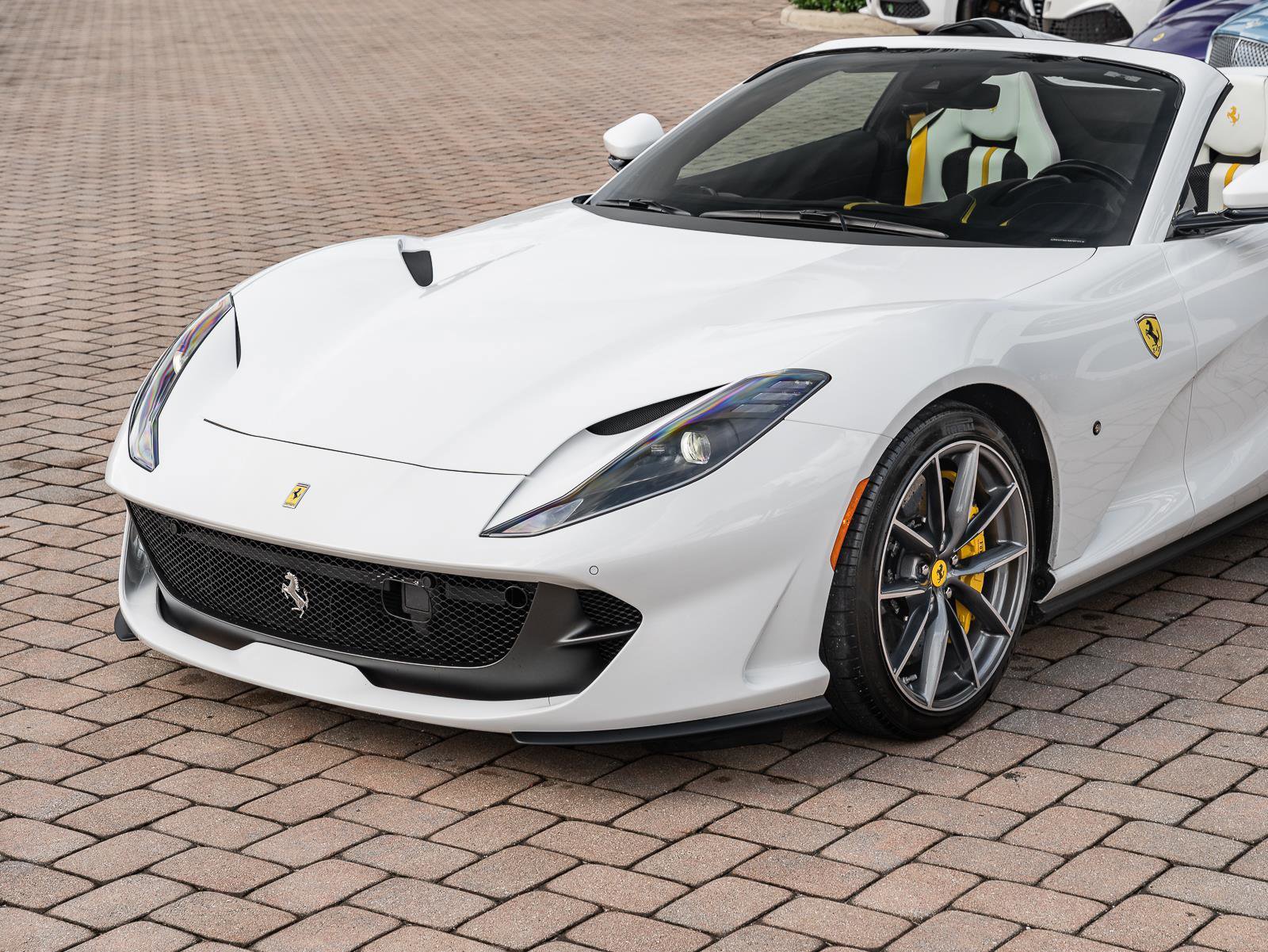 Used 2021 Ferrari 812 GTS RWD image 23