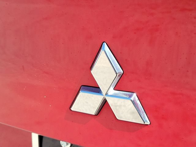 Used 2024 Mitsubishi Outlander SE AWD/4WD image 8