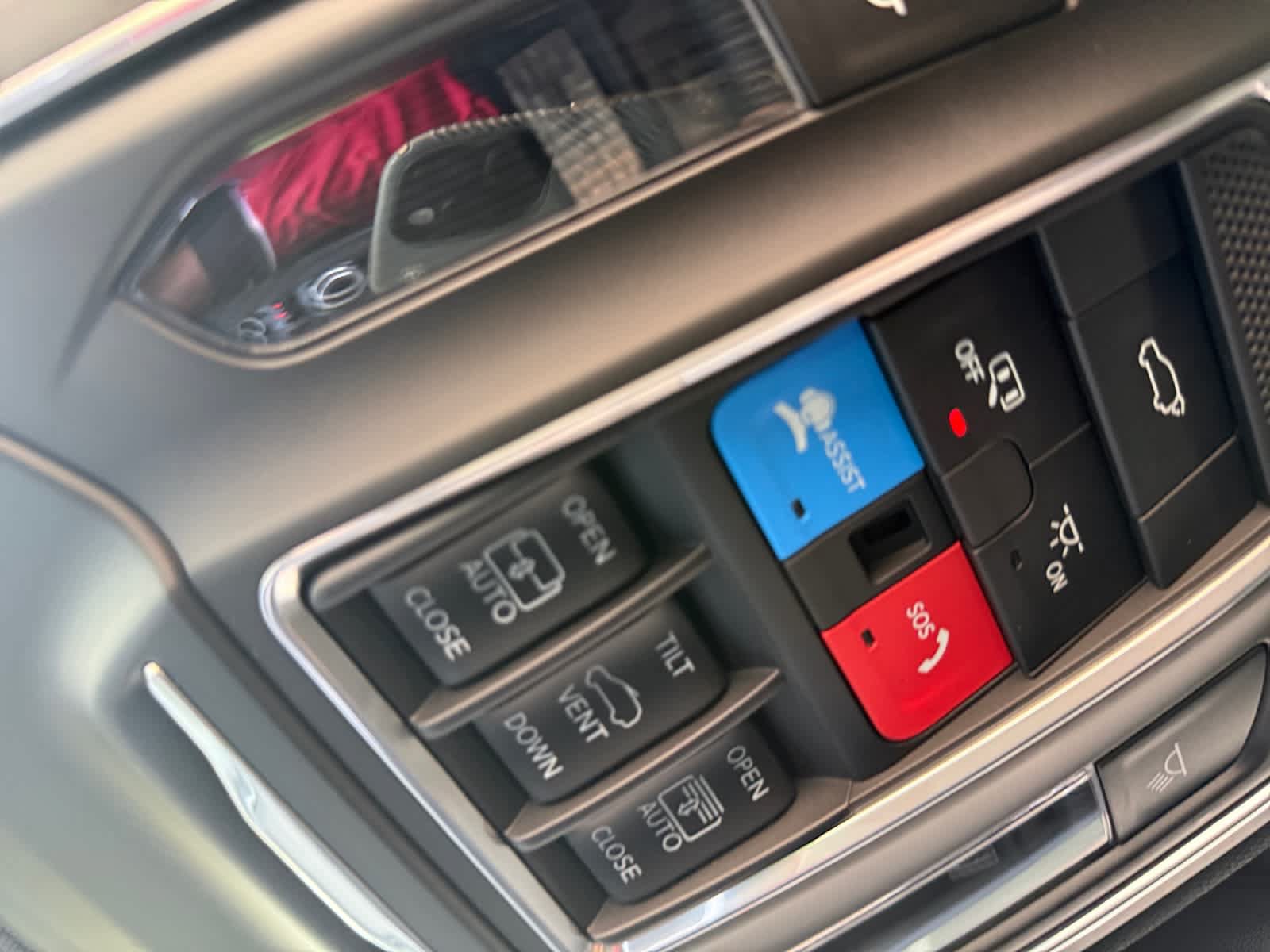 New 2027 Jeep Cherokee Limited AWD/4WD image 24