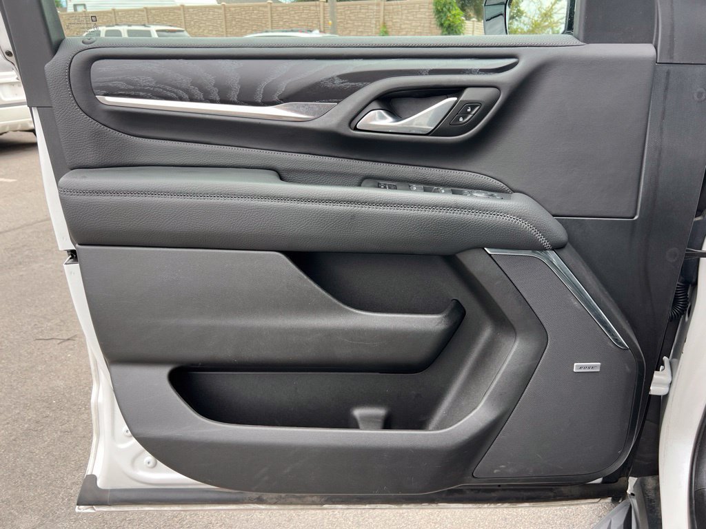 Used 2022 GMC Yukon Denali AWD/4WD image 9