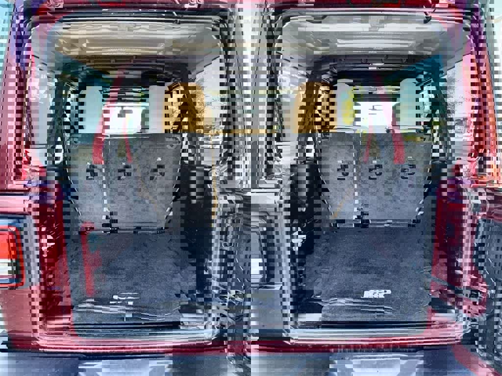 Used 2021 Jeep Wrangler Unlimited Sahara w/ Cold Weather Group image 21