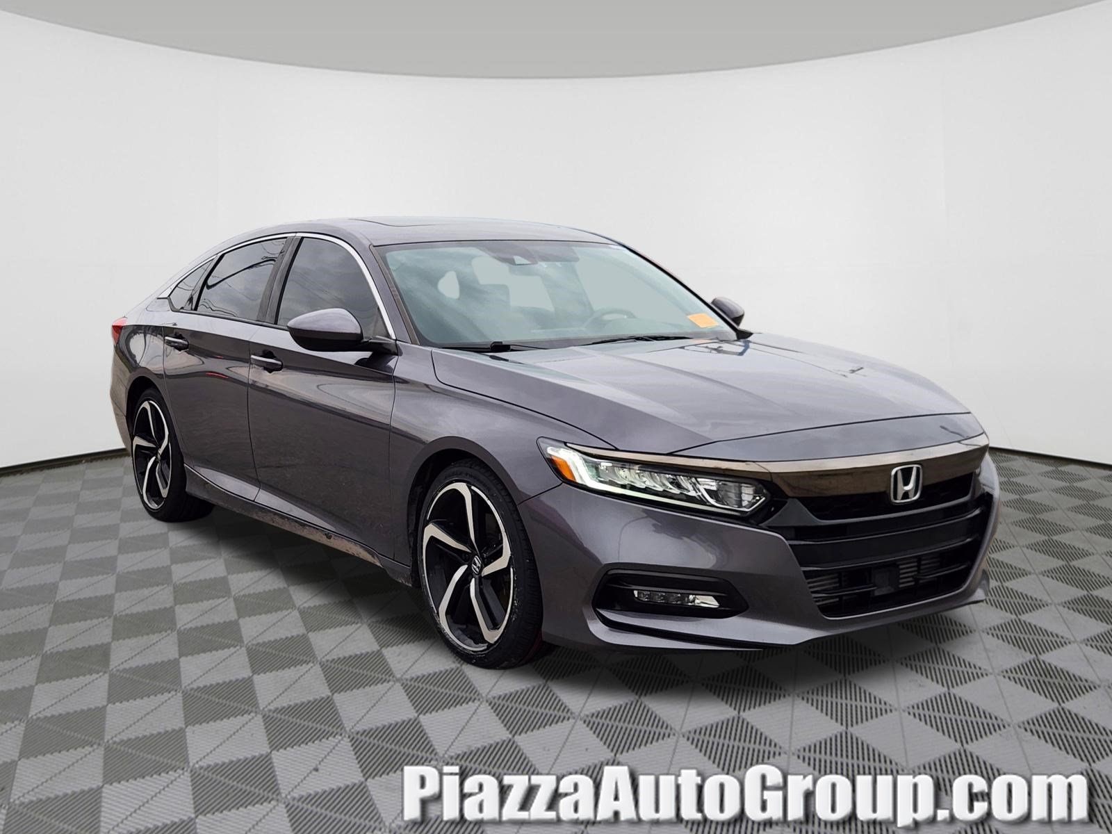 Used 2019 Honda Accord Sport image 1