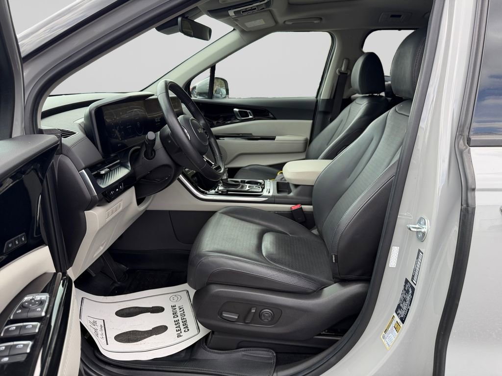 Certified 2024 Kia Carnival SX Prestige image 10