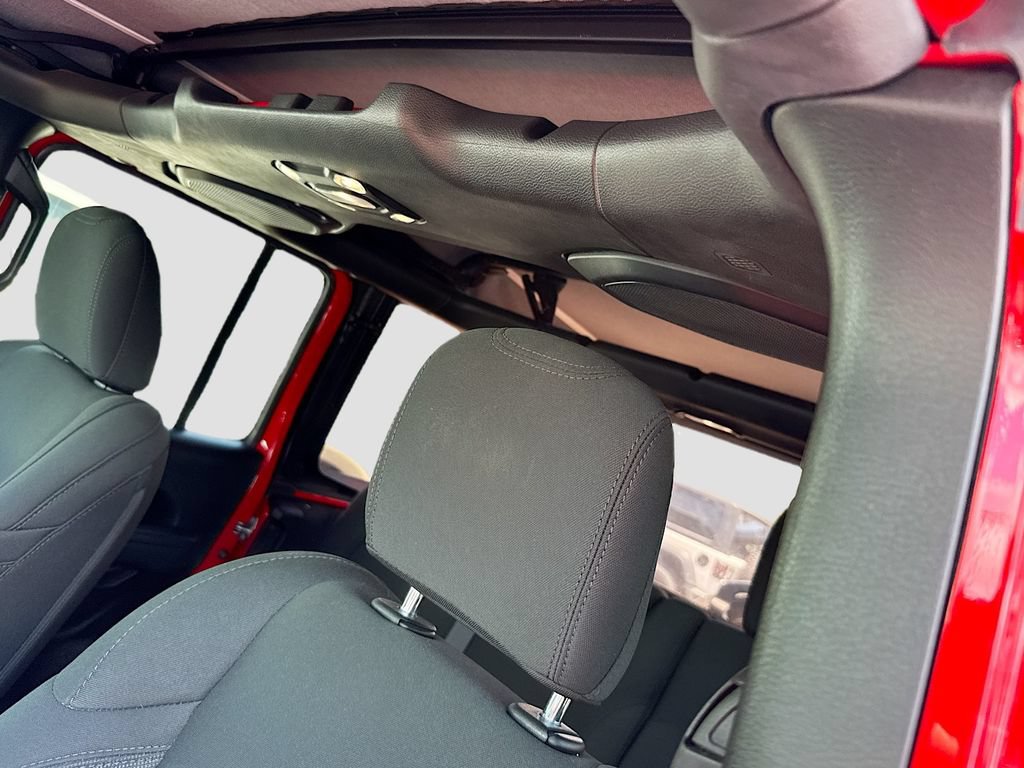 Used 2022 Jeep Wrangler Unlimited Sport AWD/4WD image 20