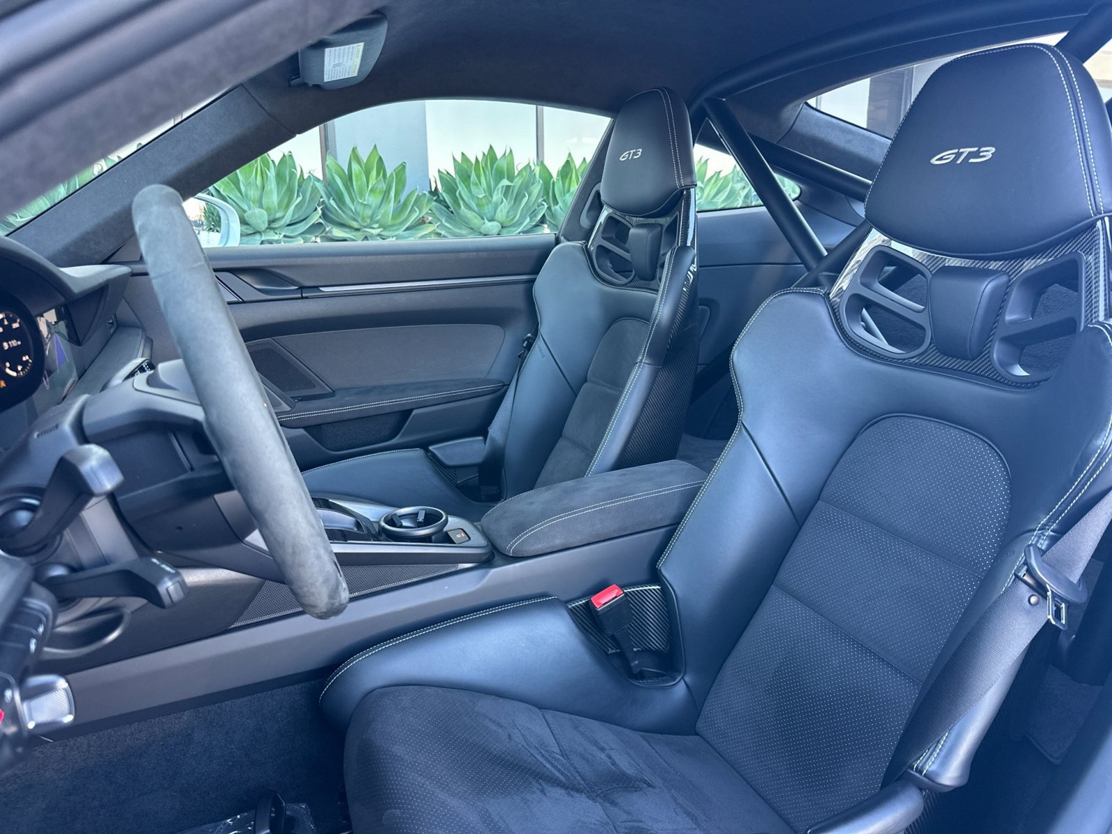 Certified 2022 Porsche 911 GT3 RWD image 6