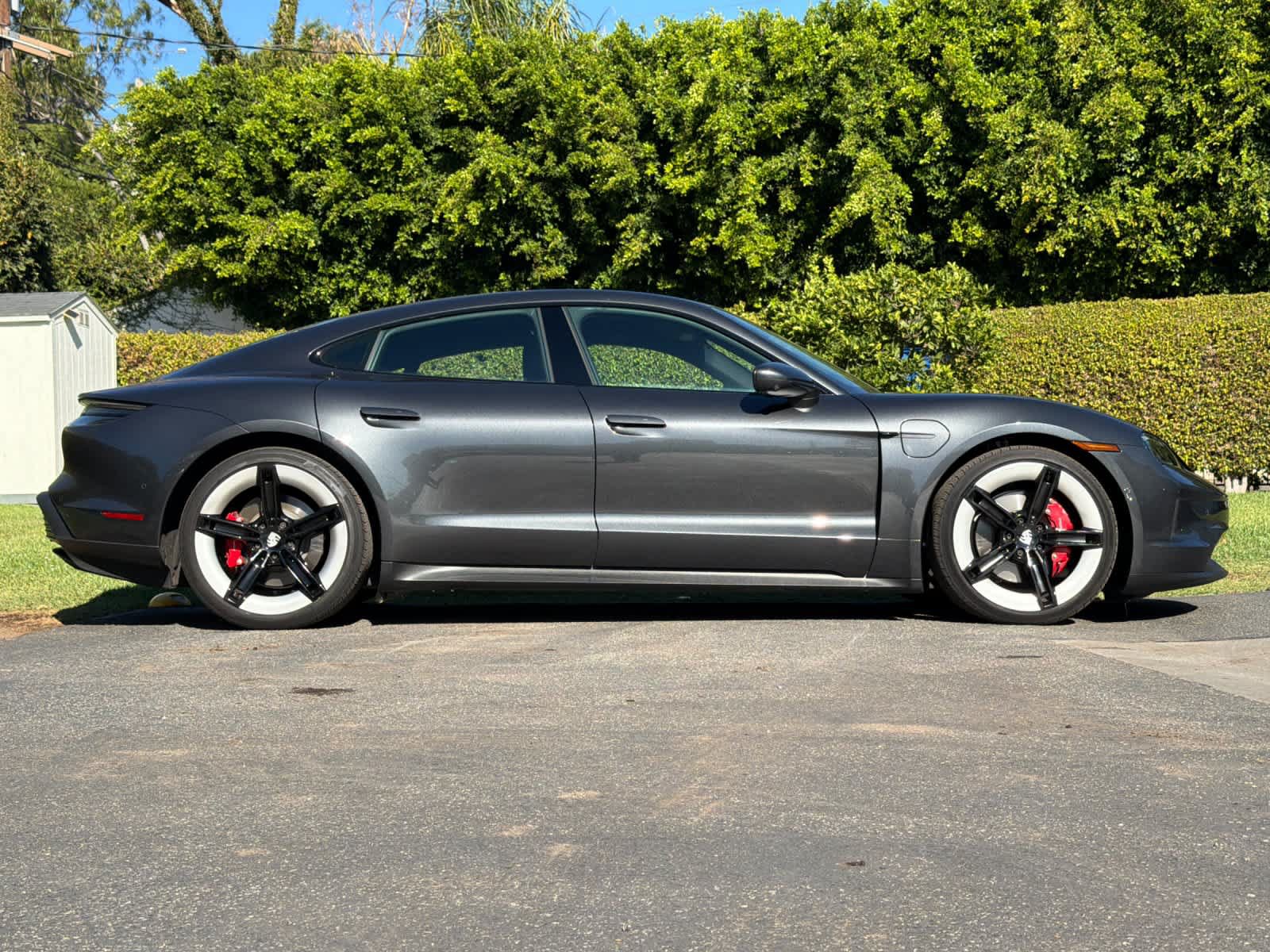 Certified 2025 Porsche Taycan 4S AWD/4WD image 9