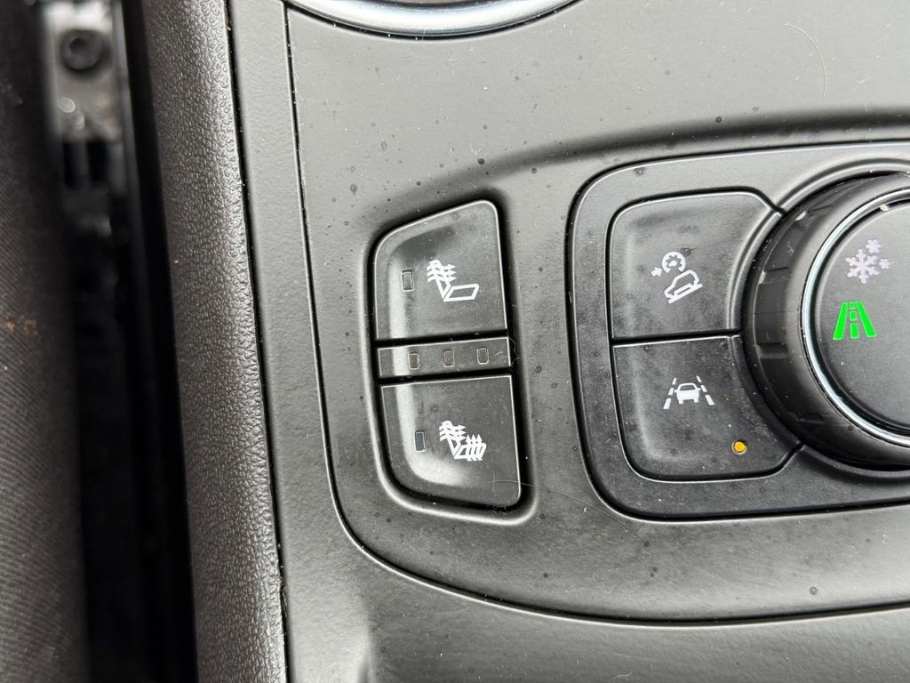 Used 2022 GMC Terrain SLE w/ Driver Convenience Package image 20