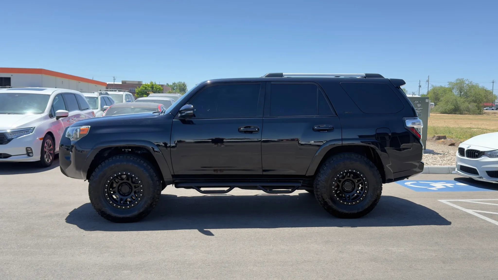 Used 2020 Toyota 4Runner SR5 Premium AWD/4WD image 8
