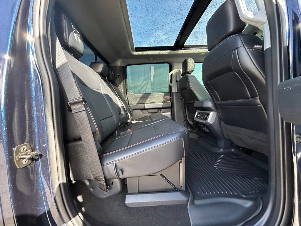 Used 2024 Ford F250 Lariat w/ Lariat Ultimate Package AWD/4WD image 34