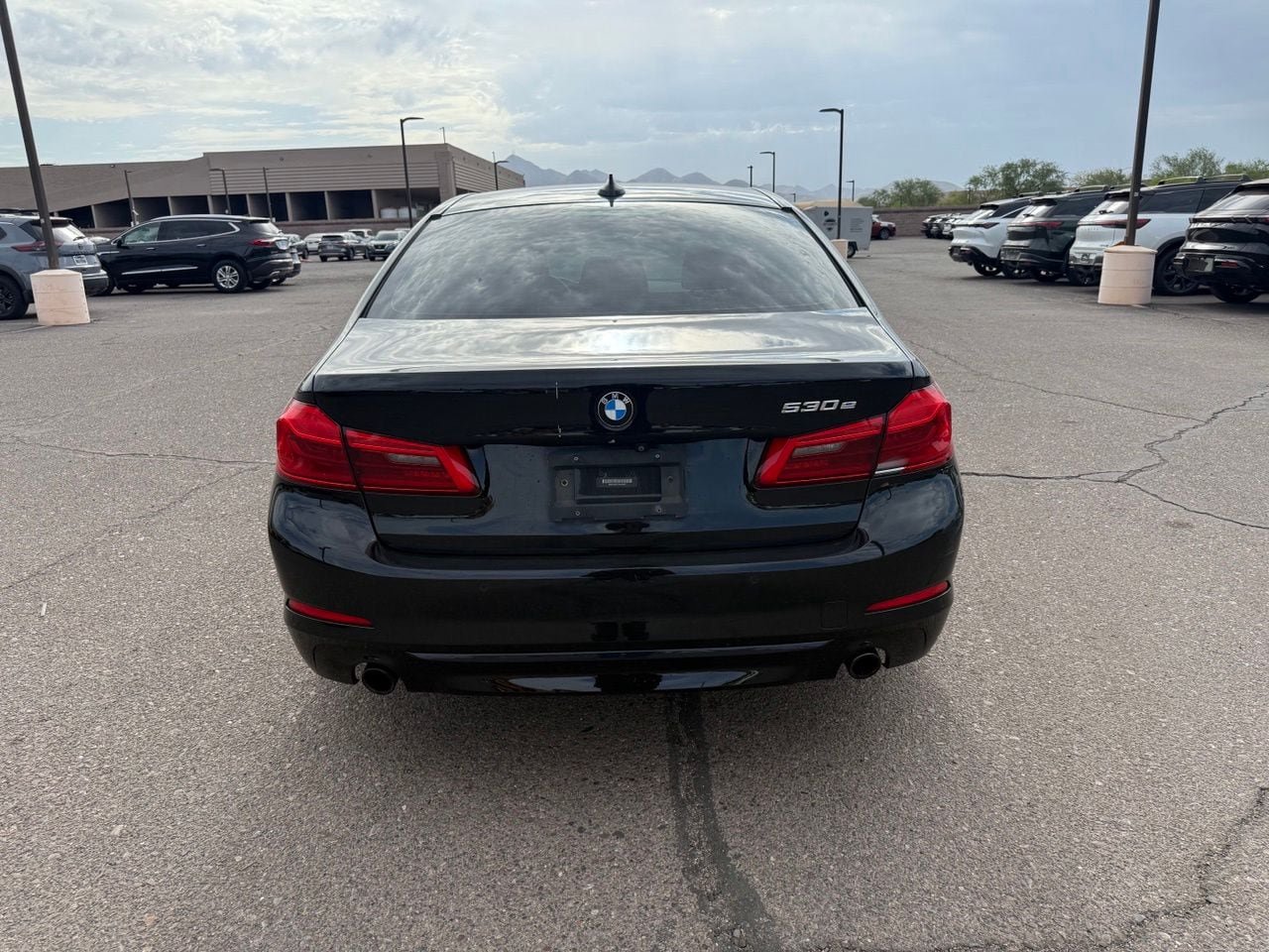 Used 2018 BMW 530e RWD image 6