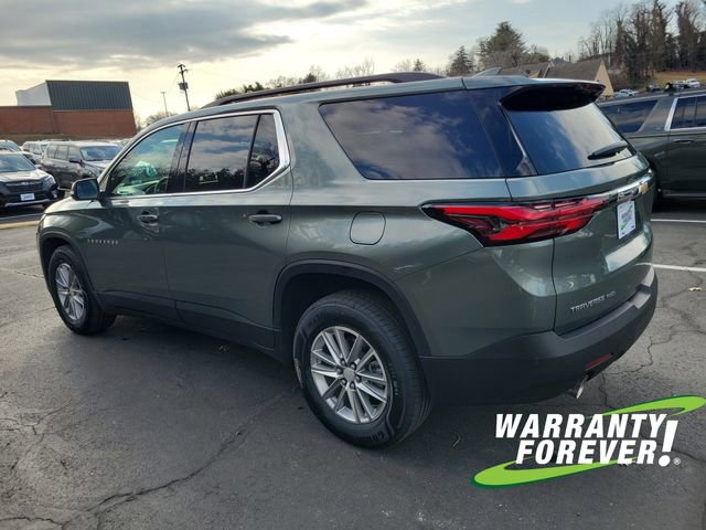 Used 2023 Chevrolet Traverse LT w/ Rear Camera Mirror Package image 5