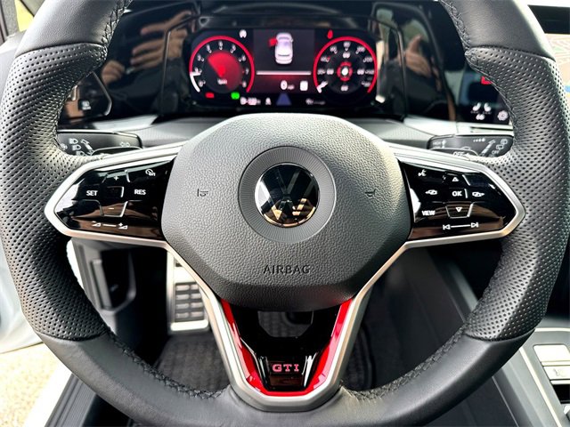 Used 2022 Volkswagen GTI SE image 14
