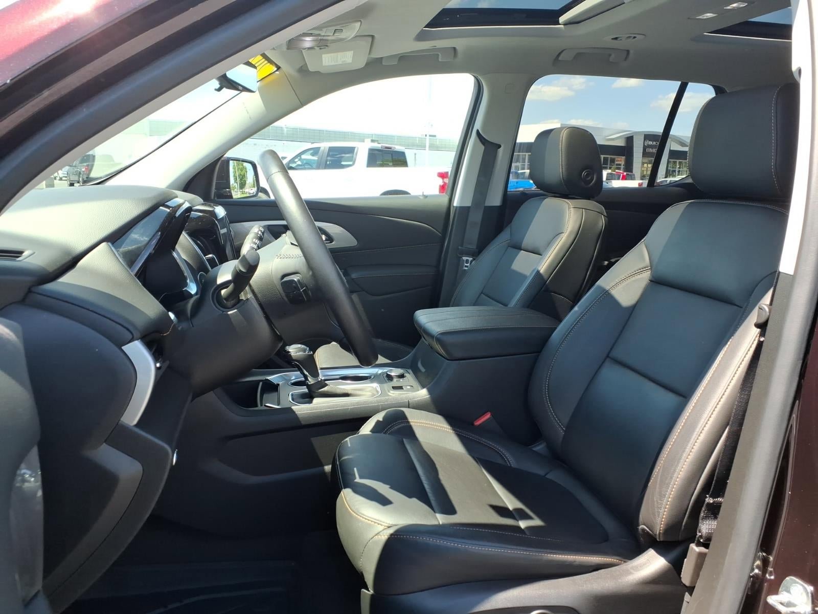 Used 2020 Chevrolet Traverse LT w/ LT Premium Package AWD/4WD image 9