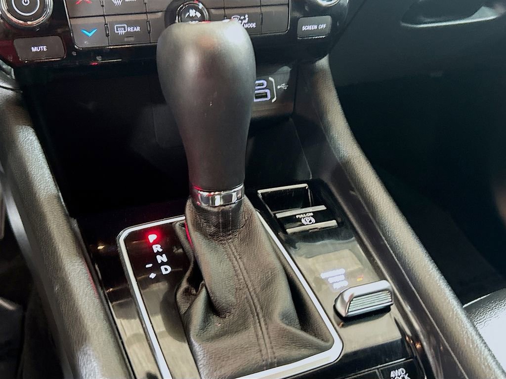 Used 2025 Jeep Compass Latitude image 14