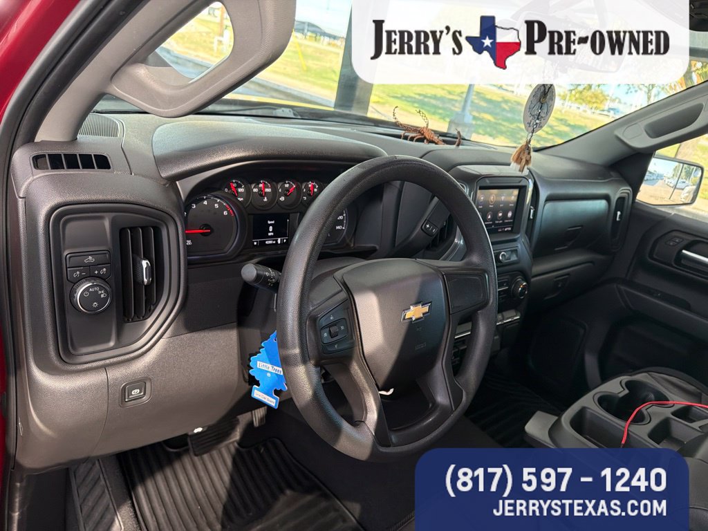 Used 2020 Chevrolet Silverado 1500 Custom w/ Custom Value Package RWD image 8