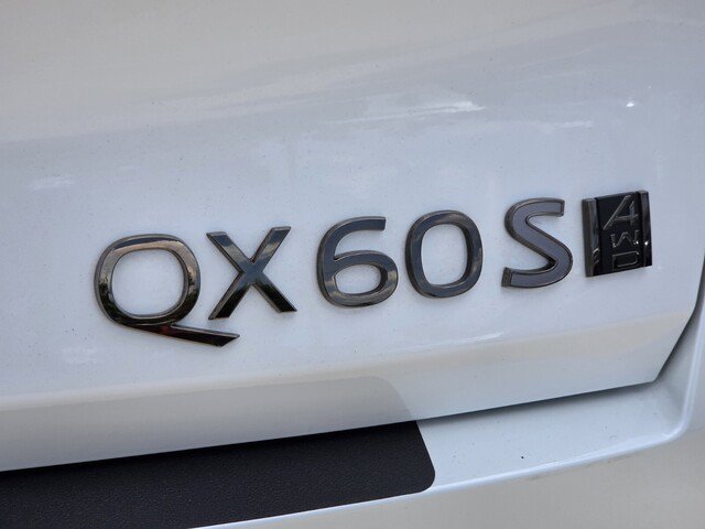 Certified 2026 INFINITI QX60 Sport w/ Dark Cargo Package AWD/4WD image 32