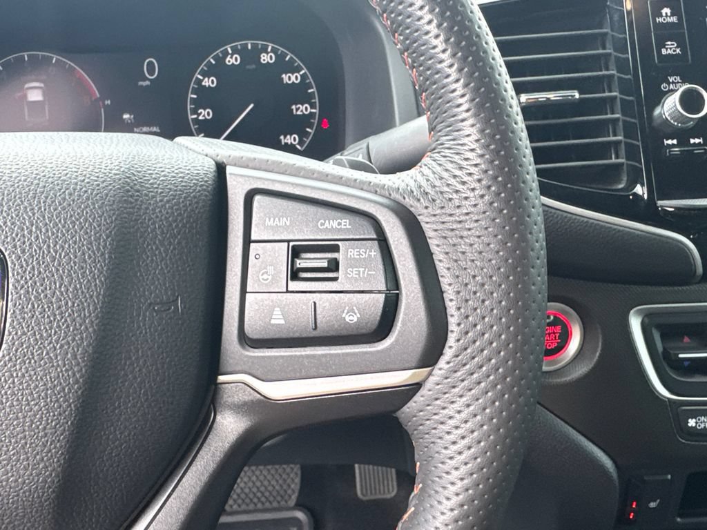 Used 2025 Honda Ridgeline TrailSport image 26