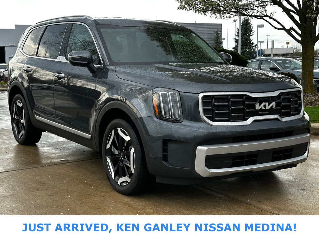 Used 2024 Kia Telluride S