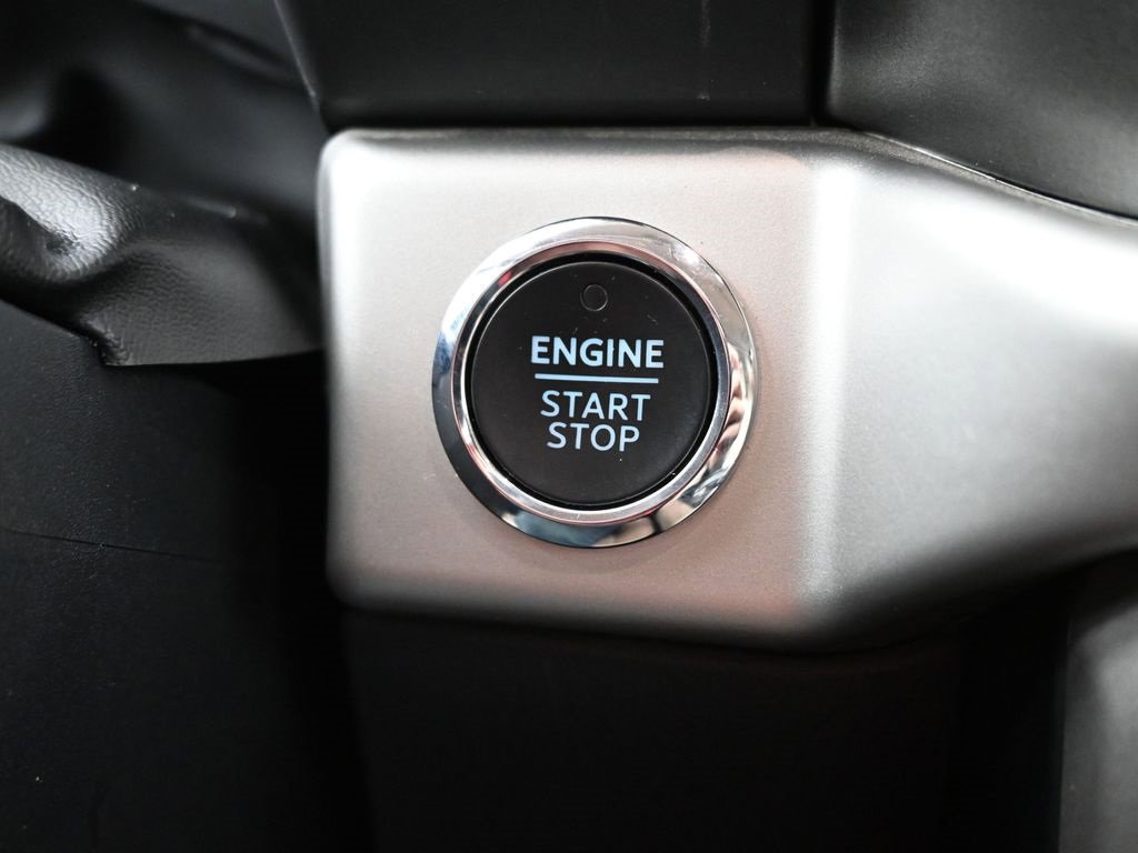 Used 2024 Ford Expedition Max XLT image 13