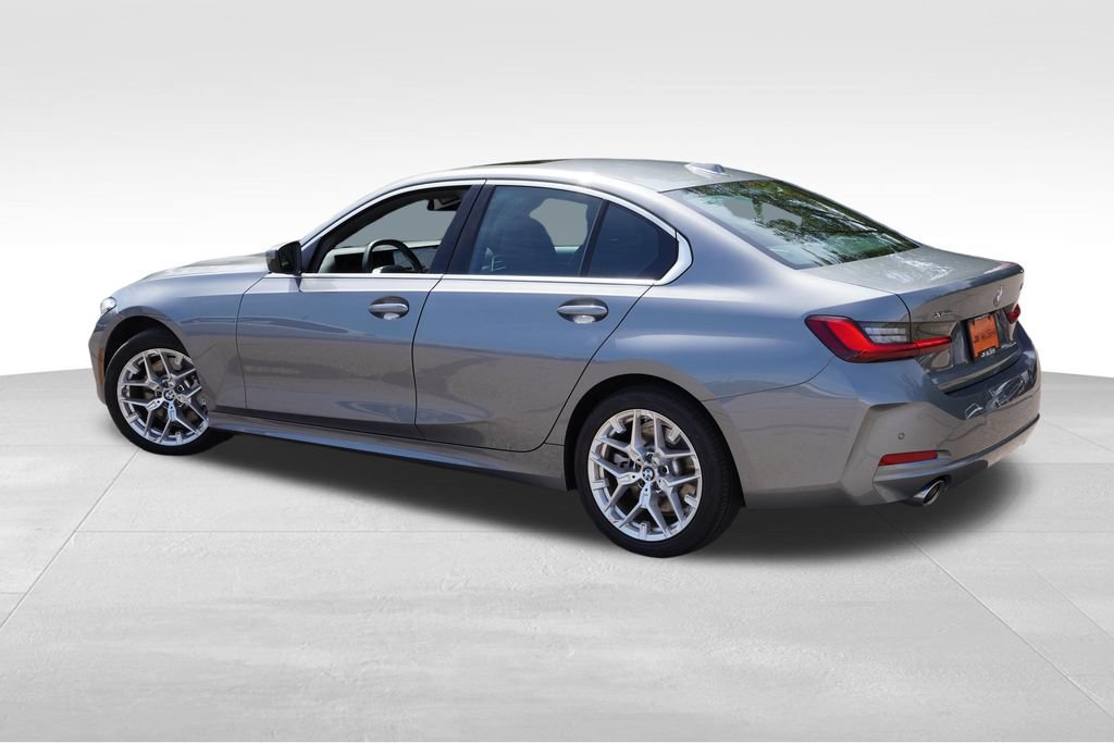 Used 2026 BMW 330i xDrive Sedan AWD/4WD image 8