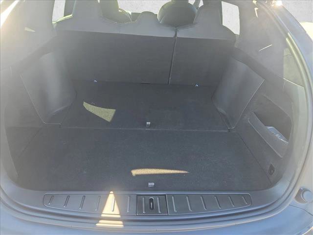Used 2024 Tesla Model X image 6