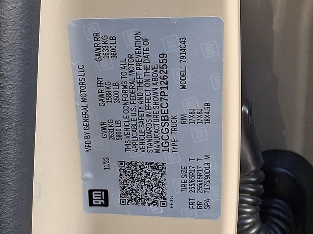 Used 2023 Chevrolet Colorado W/T image 27